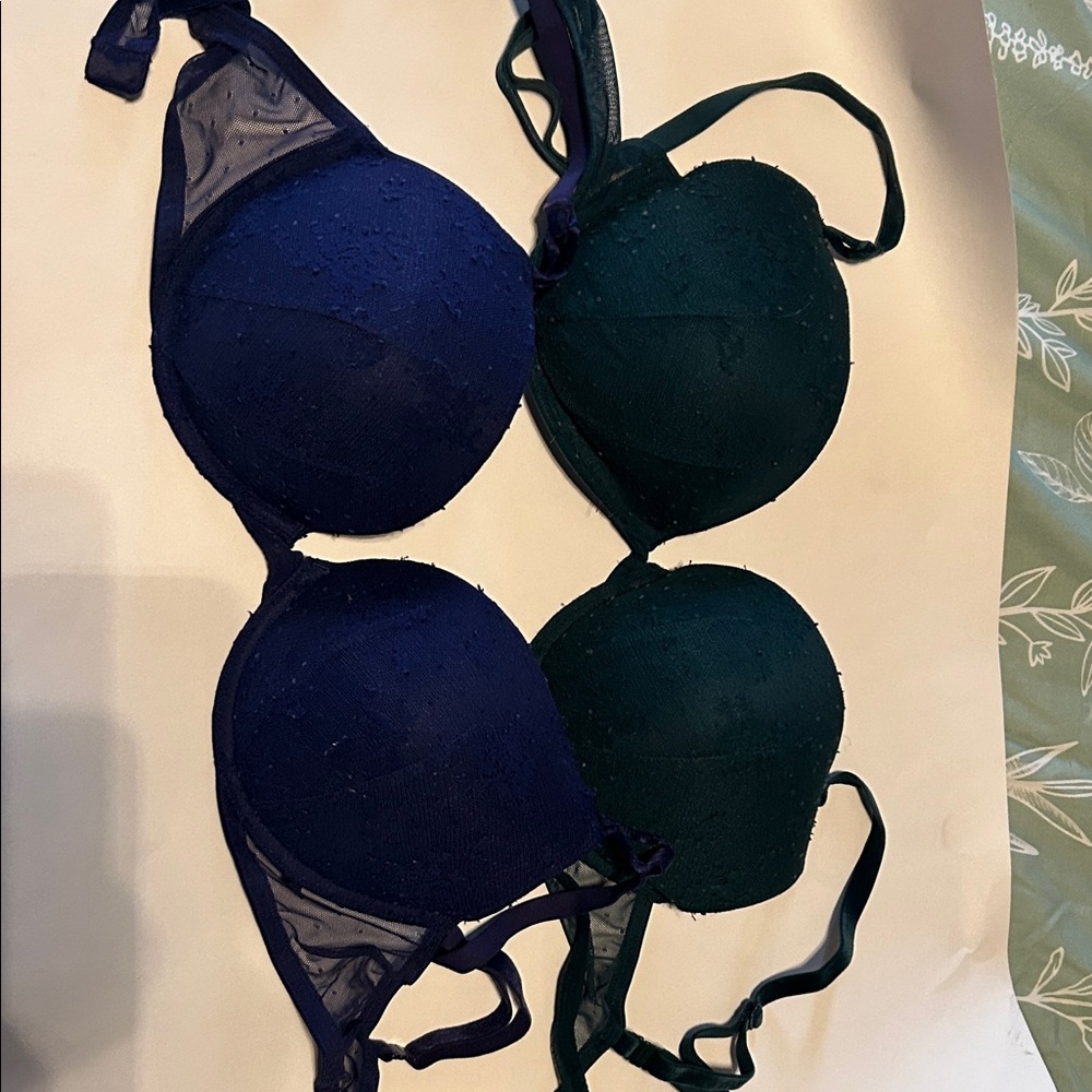 Victoria's Secret Navy and Dark Green Bra Set